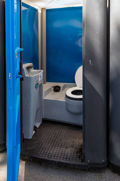 Best High-end porta potty rental  in Atkinson, IL